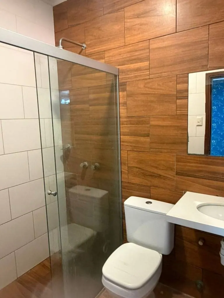 Casa de 6 dormitorios con piscina en venta en la Av. Santos Dumont: foto 7 de 11