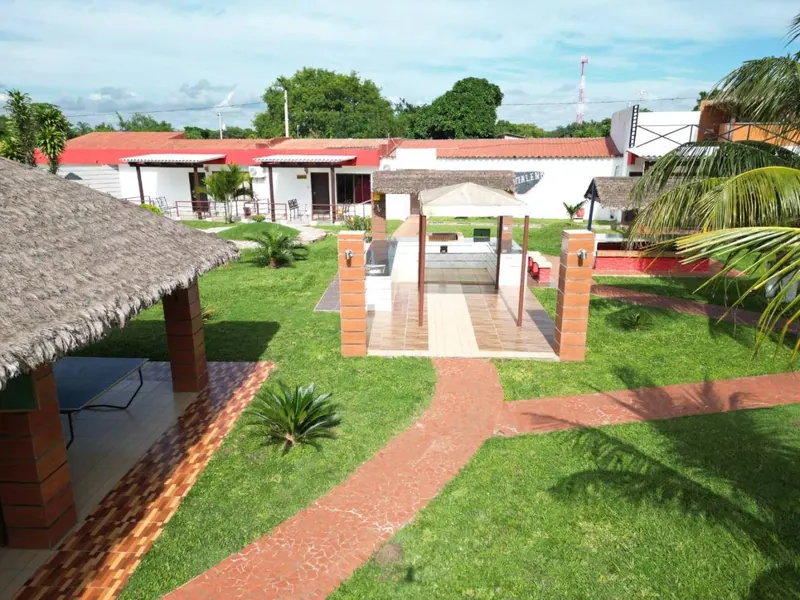 Hotel en venta en Cotoca: foto 18 de 43