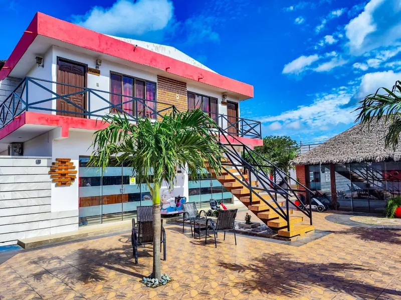 Hotel en venta en Cotoca: foto 36 de 43
