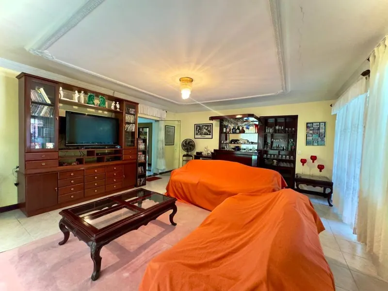House for sale on Av. Alemana, North Zone, 479.5 m² lot: foto 2 de 17