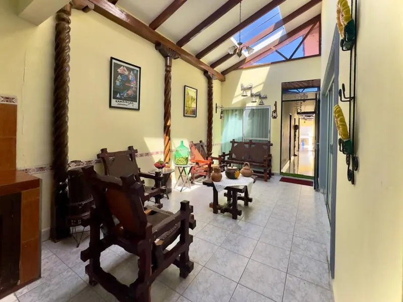 House for sale on Av. Alemana, North Zone, 479.5 m² lot: foto 9 de 17