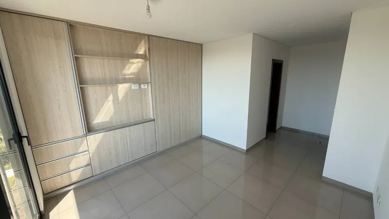 Departamento de 2 dormitorios en venta en In Tower, Urubó: foto 3 de 19
