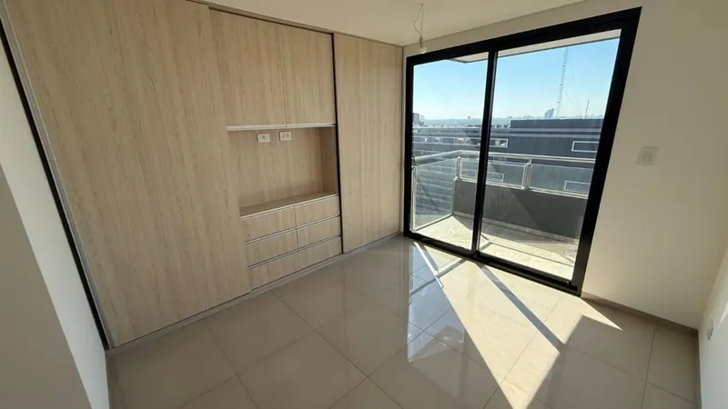 Departamento de 2 dormitorios en venta en In Tower, Urubó: foto 5 de 19