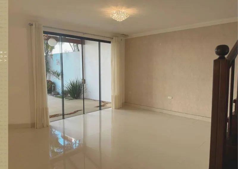 Casa de 3 dormitorios con piscina en venta en Equipetrol: foto 8 de 10