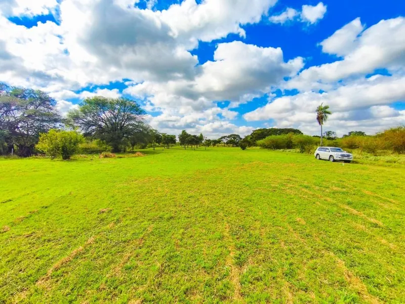 358.32 m² lot for sale in the Marbella III development, Cotoca: foto 5 de 9