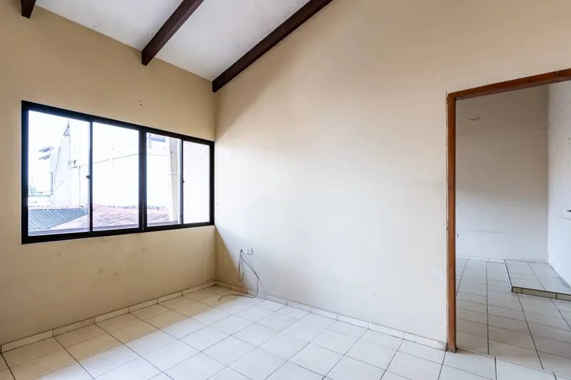 Mixed-use house for sale on Av. Virgen de Cotoca, East Zone: foto 11 de 13
