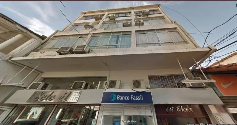 Edificio comercial de 1.043 m² en venta en la calle 21 de Mayo: foto 1 de 1