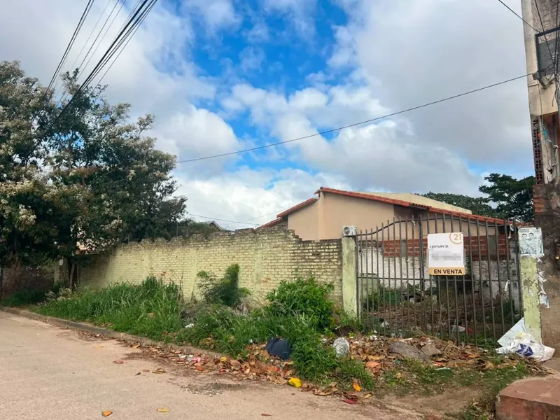 Terreno en esquina en venta en la Zona Sur, 216,70 m²