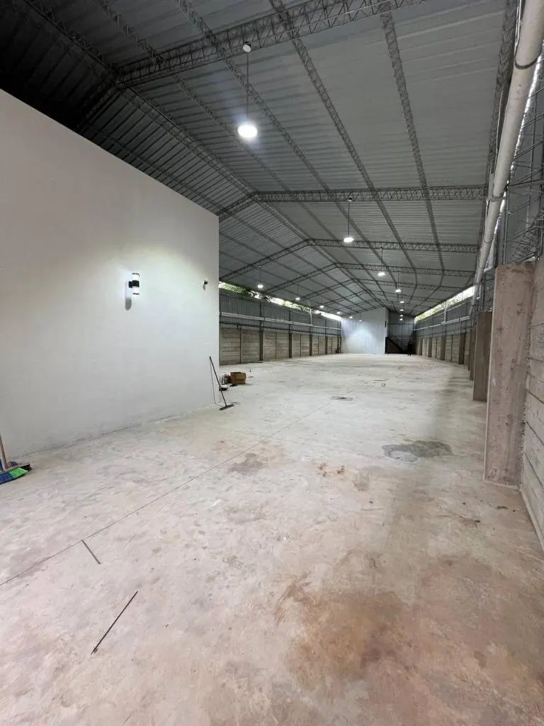 Galpón a estrenar de 621 m² en venta en el 1er anillo de Cotoca: foto 11 de 33