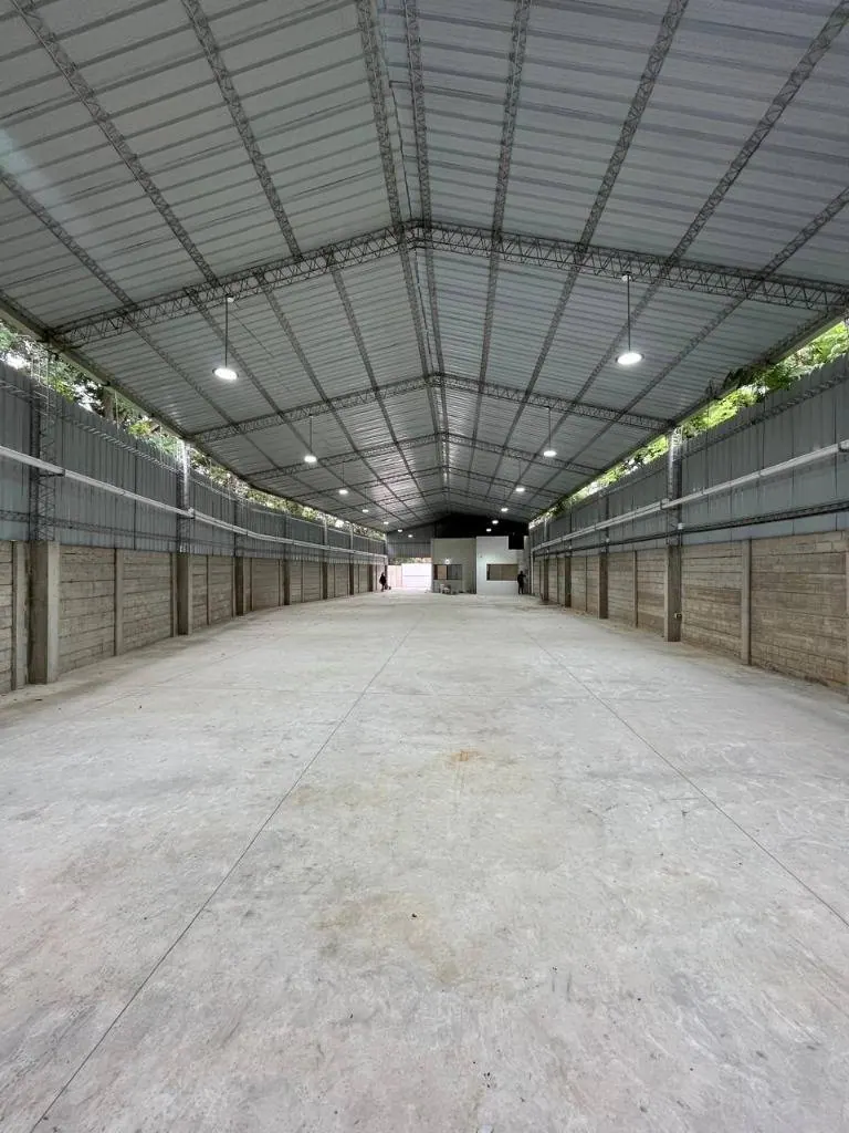 Galpón a estrenar de 621 m² en venta en el 1er anillo de Cotoca: foto 12 de 33