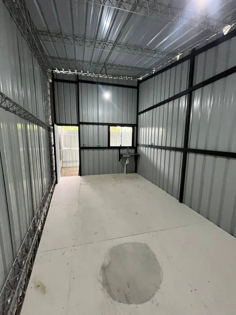 Galpón a estrenar de 621 m² en venta en el 1er anillo de Cotoca: foto 19 de 33