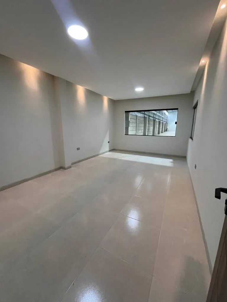Galpón a estrenar de 621 m² en venta en el 1er anillo de Cotoca: foto 20 de 33