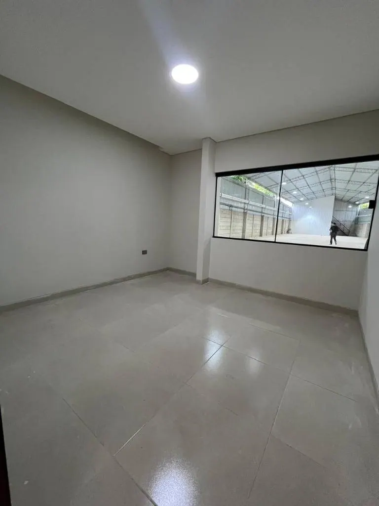 Galpón a estrenar de 621 m² en venta en el 1er anillo de Cotoca: foto 21 de 33