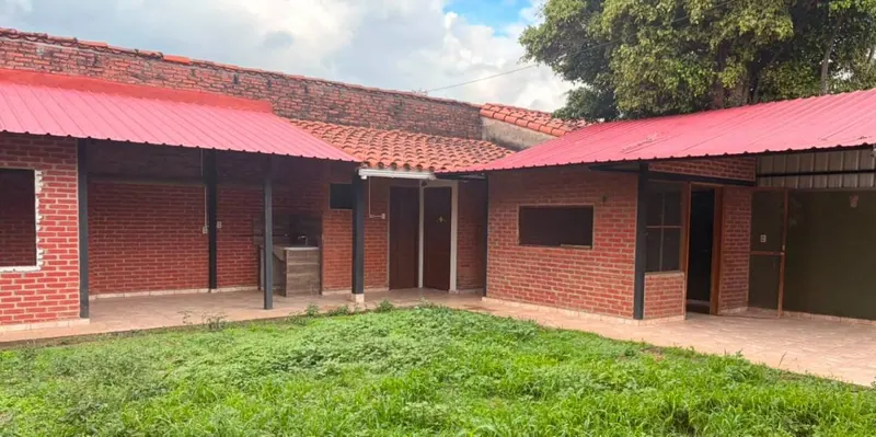 3-bedroom house for sale on Av. Paraguá, 360 m²: foto 3 de 5