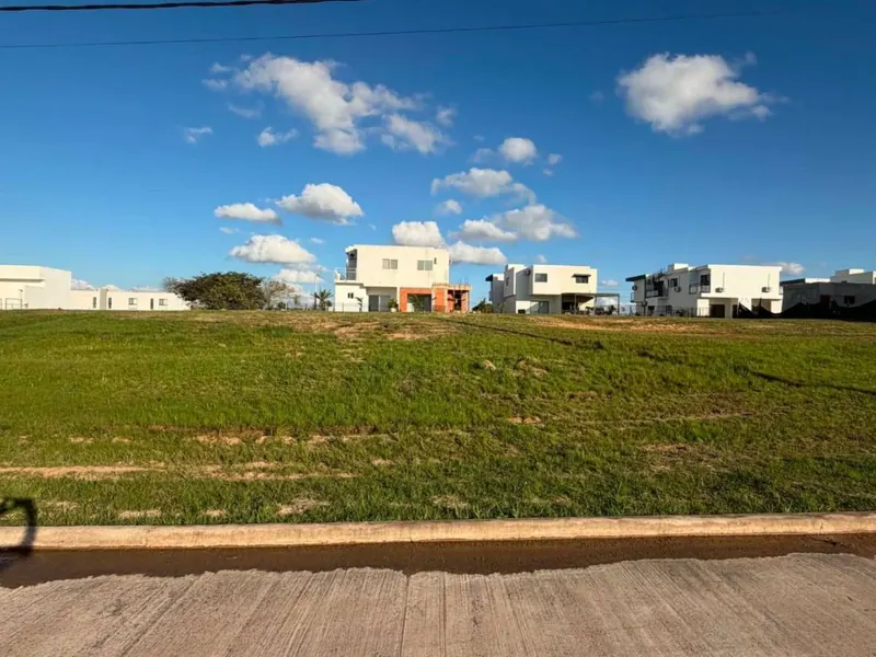 675 m² lot for sale in Mar Adentro, Urubó: foto 1 de 7