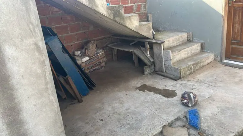 Casa en esquina con 3 locales comerciales en venta en la Zona Sur: foto 5 de 12