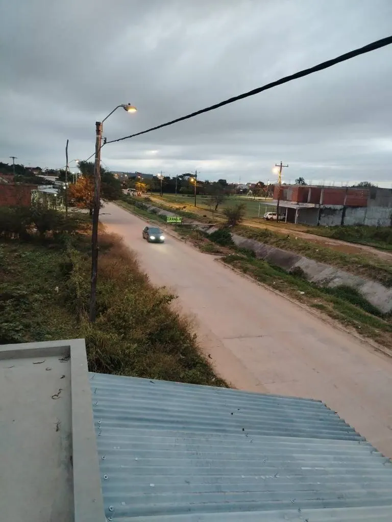 Casa en esquina con 3 locales comerciales en venta en la Zona Sur: foto 7 de 12