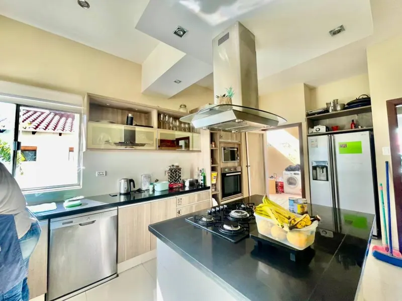 4-bedroom house for sale in the Santa Cruz de la Colina gated: foto 4 de 13