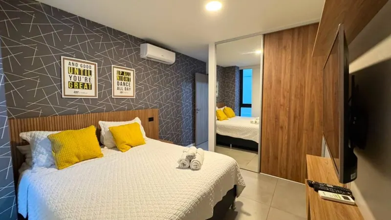 Departamento amoblado de 2 dormitorios en venta en Nomad, Equipetrol: foto 6 de 13
