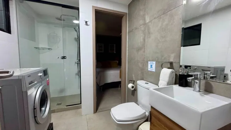 Departamento amoblado de 2 dormitorios en venta en Nomad, Equipetrol: foto 7 de 13