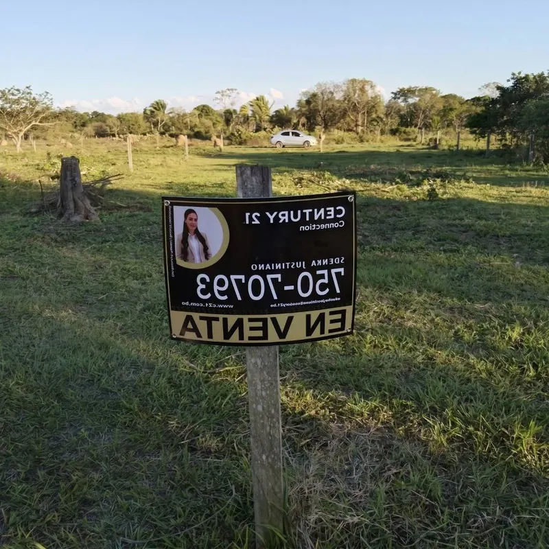 Terreno de 592,81 m² en venta en Montero