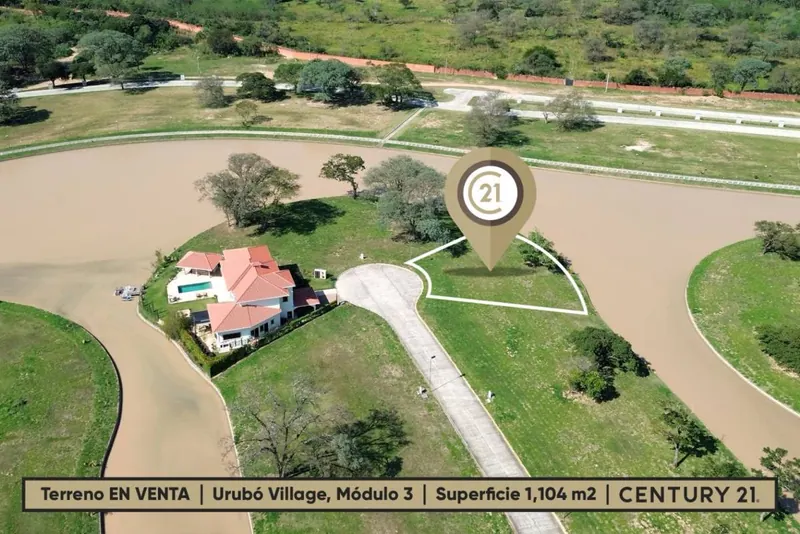 1,104 m² lot facing the lagoon for sale in Urubó Village: foto 4 de 7