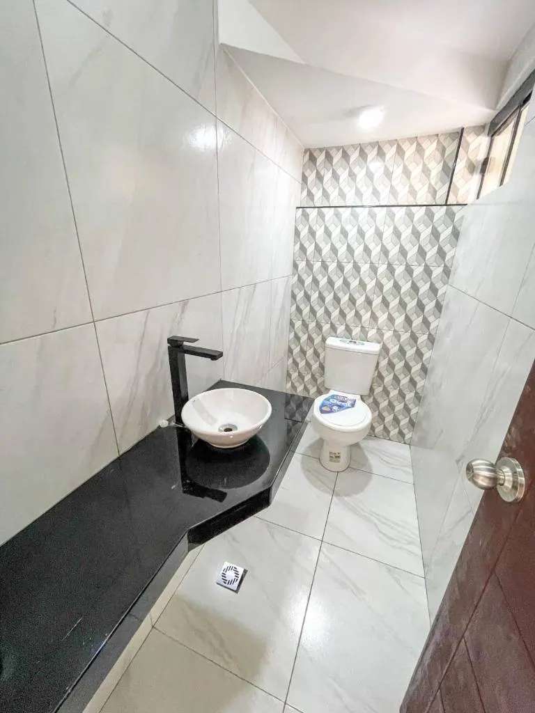 Casa gemela a estrenar en venta en la Zona Sur, 6to anillo: foto 3 de 10