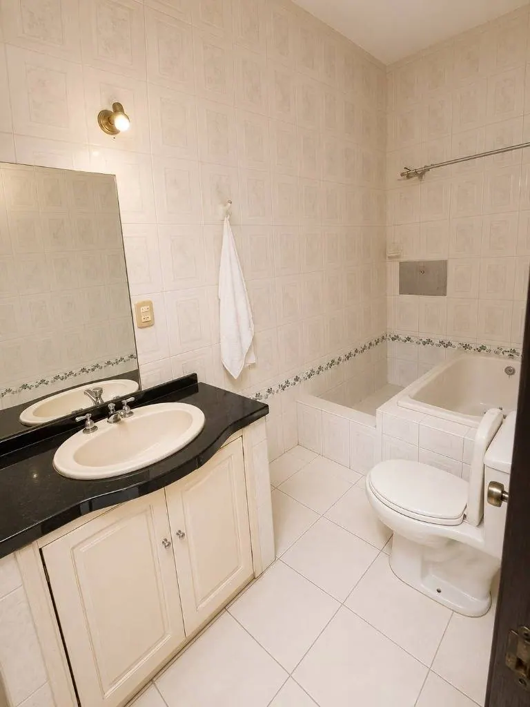 Casa de uso comercial en venta sobre la av. Cumavi, Zona Este: foto 5 de 7