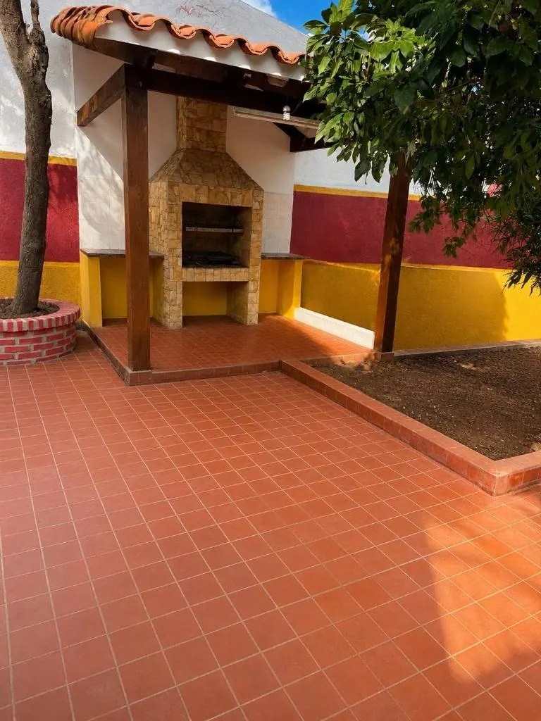 Casa de uso comercial en venta sobre la av. Cumavi, Zona Este: foto 7 de 7