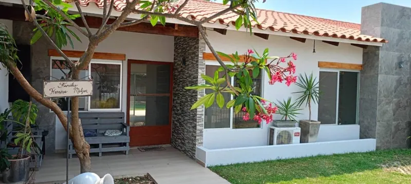 Casa de 3 dormitorios en venta en la urbanización Riviera del Remanso: foto 3 de 11