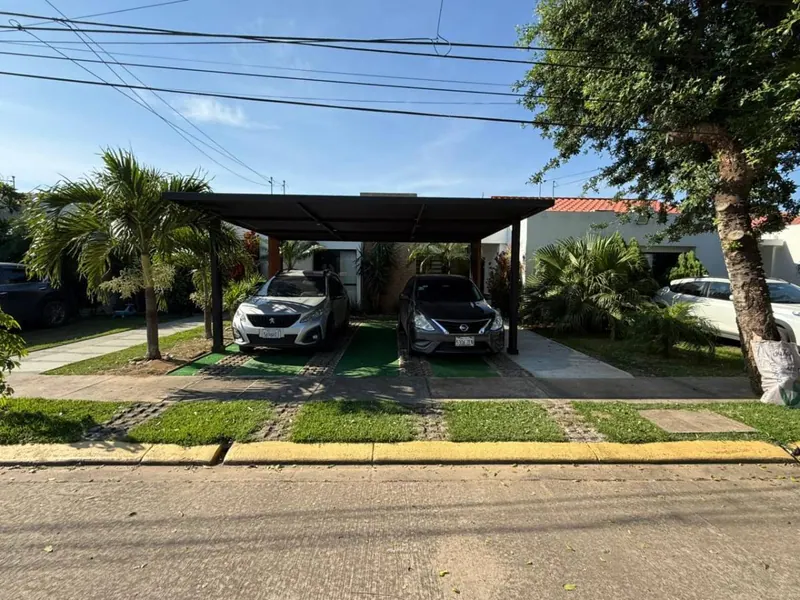 House for sale in the Almería Norte gated community, North Zone: foto 1 de 16