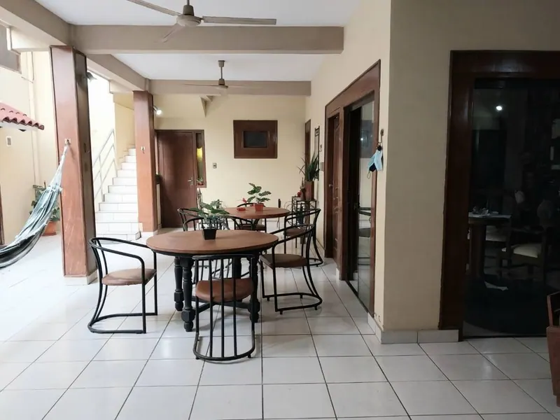 House with independent apartment for sale in the East Zone: foto 22 de 54