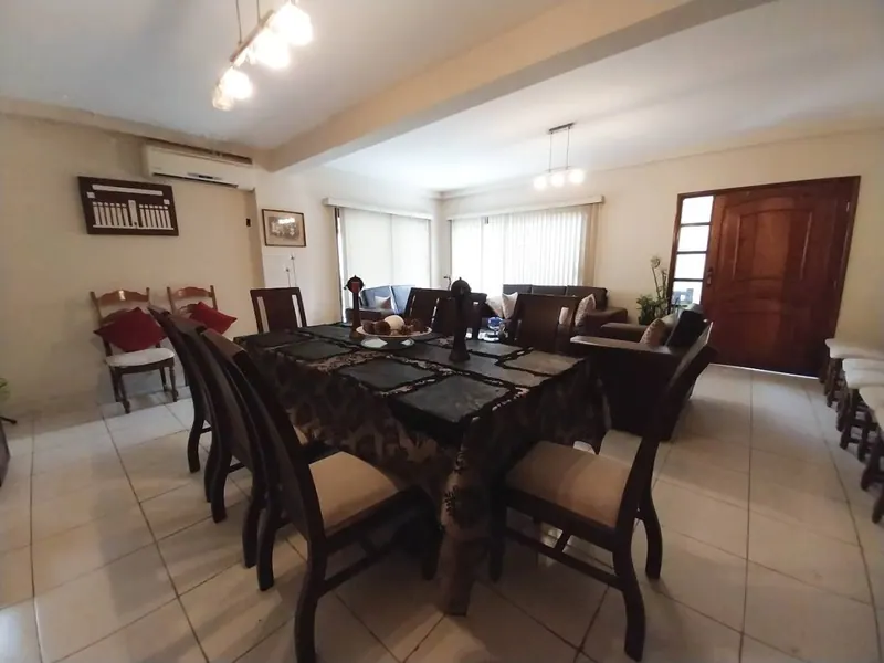 House with independent apartment for sale in the East Zone: foto 33 de 54