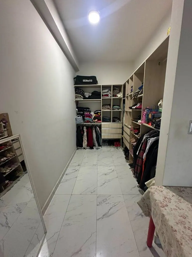 Casa de 6 dormitorios en anticrético en la Zona Este, 7mo anillo: foto 9 de 12
