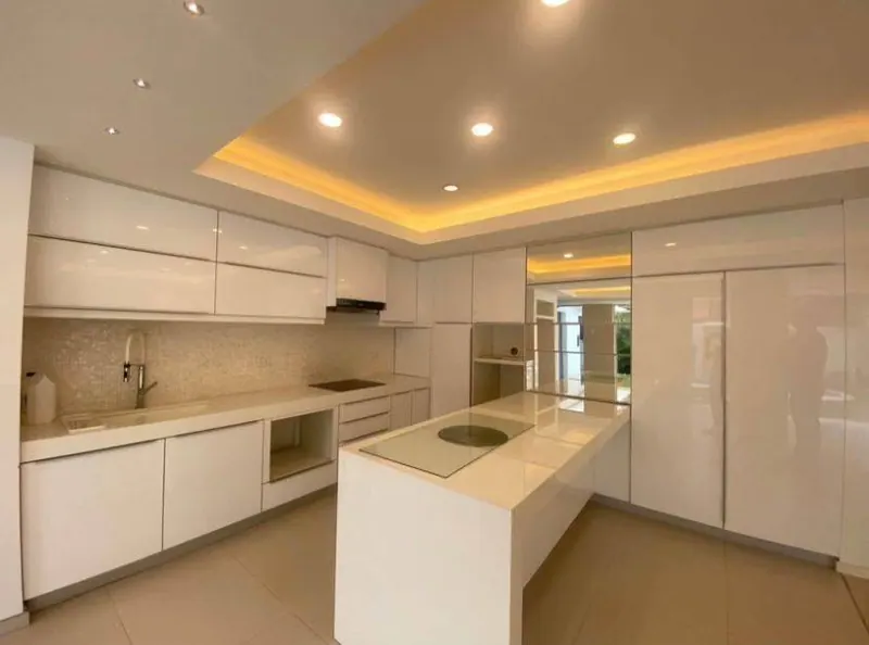 Casa de 4 dormitorios con piscina en venta en Ciudad Jardín: foto 5 de 10