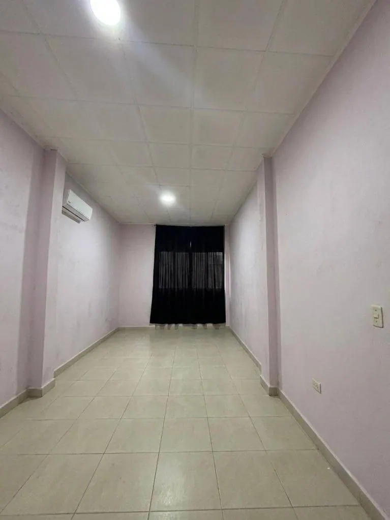 Casa con tienda en venta sobre avenida en Gran Paititi, Warnes: foto 3 de 13