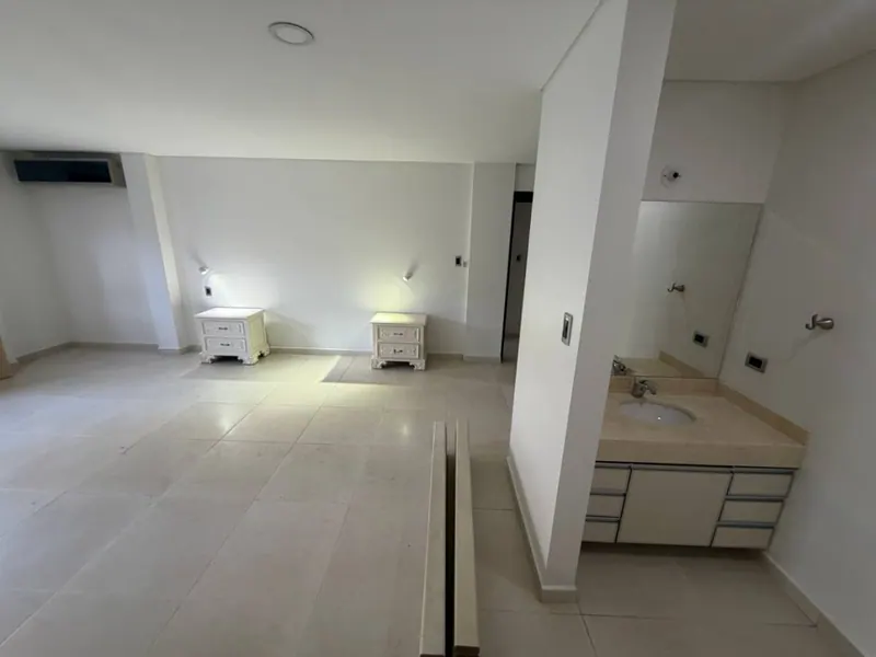 Departamento de 2 dormitorios en alquiler en el condominio Castilla: foto 5 de 50