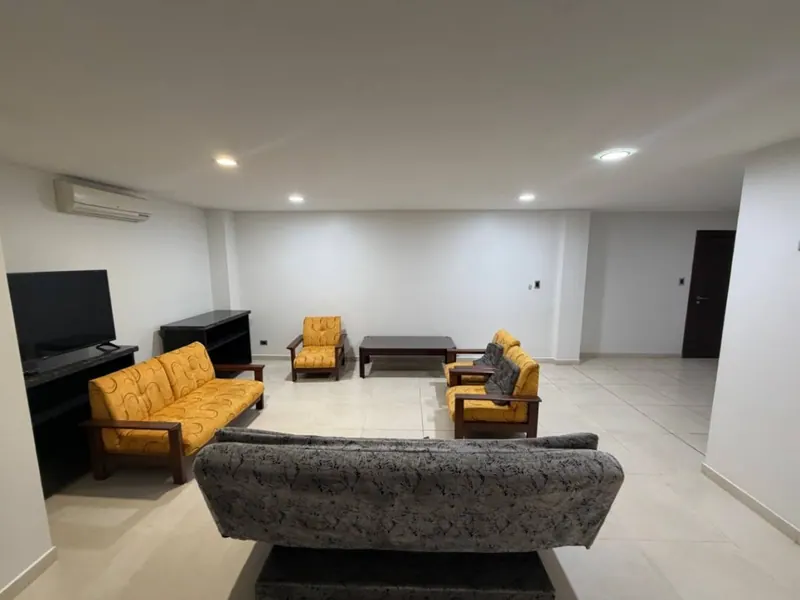 Departamento de 2 dormitorios en alquiler en el condominio Castilla: foto 39 de 50