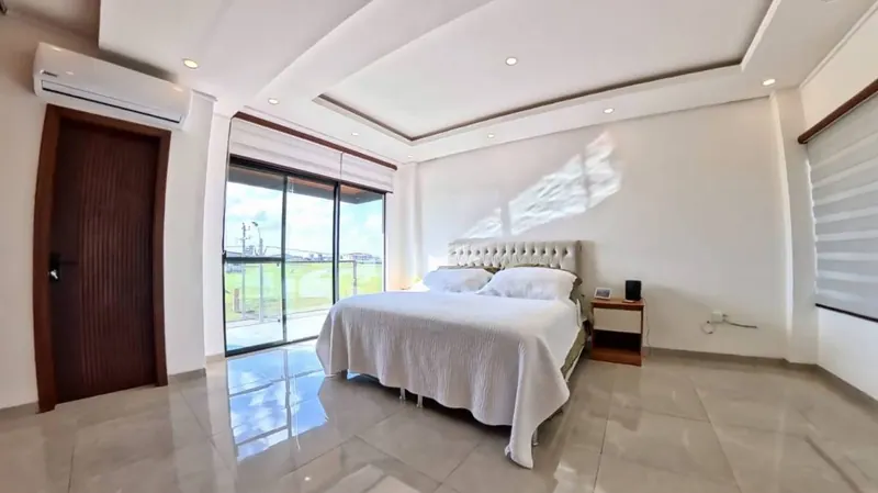 Casa amoblada de 3 dormitorios en venta en Mar Adentro, Urubó: foto 7 de 14