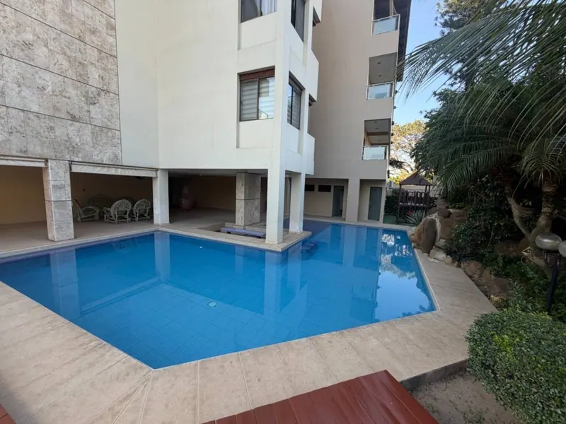 Departamento de 3 dormitorios en alquiler en el condominio Castilla: foto 1 de 45
