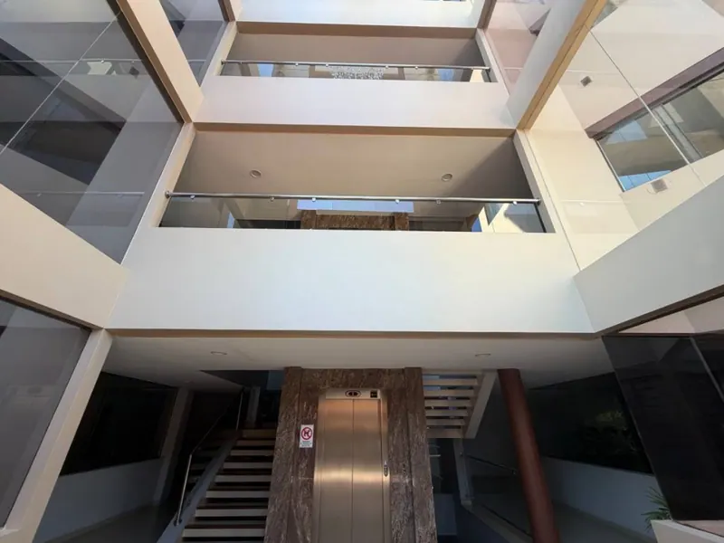 Departamento de 3 dormitorios en alquiler en el condominio Castilla: foto 7 de 45