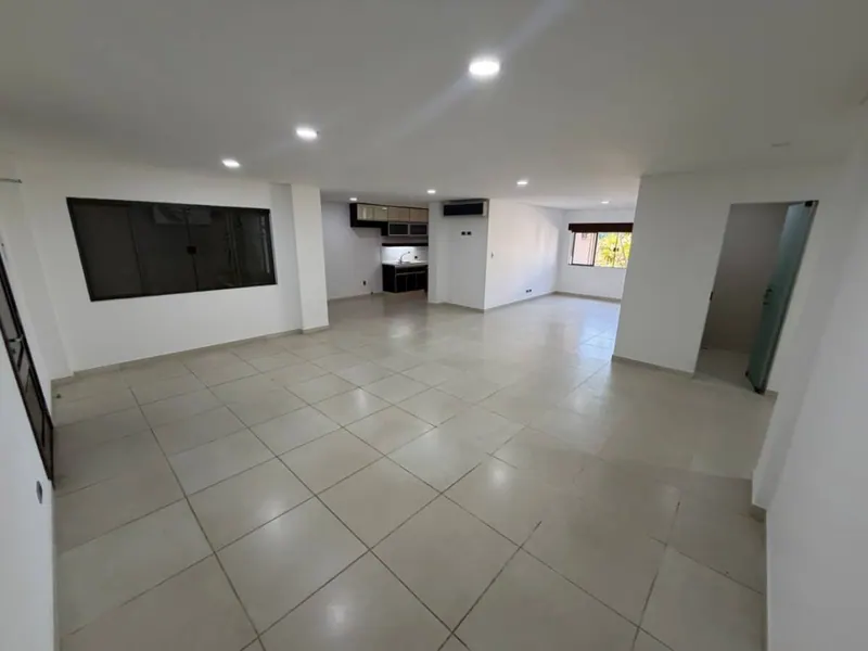 Departamento de 3 dormitorios en alquiler en el condominio Castilla: foto 15 de 45