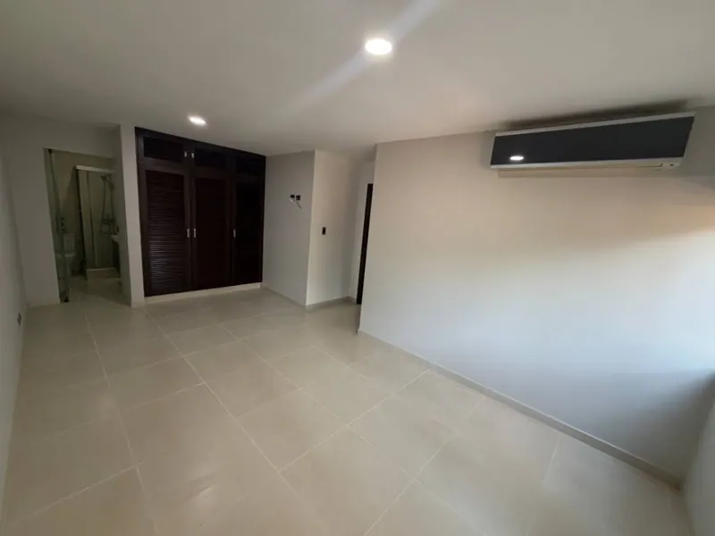 Departamento de 3 dormitorios en alquiler en el condominio Castilla: foto 45 de 45