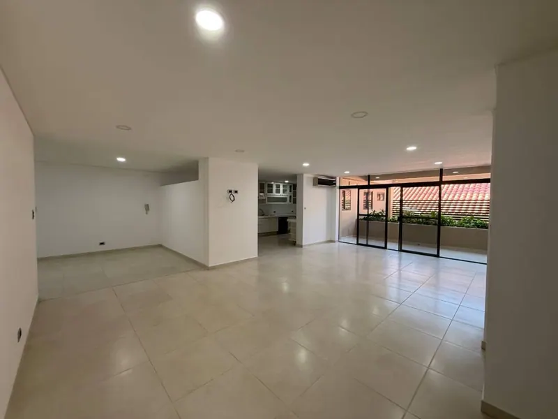Departamento de 2 dormitorios en alquiler en el condominio Castilla: foto 5 de 34