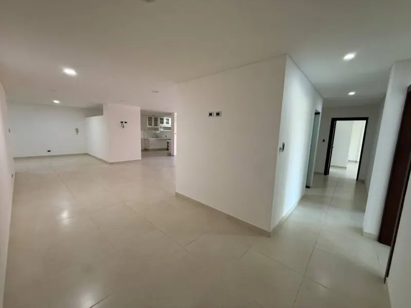 Departamento de 2 dormitorios en alquiler en el condominio Castilla: foto 11 de 34