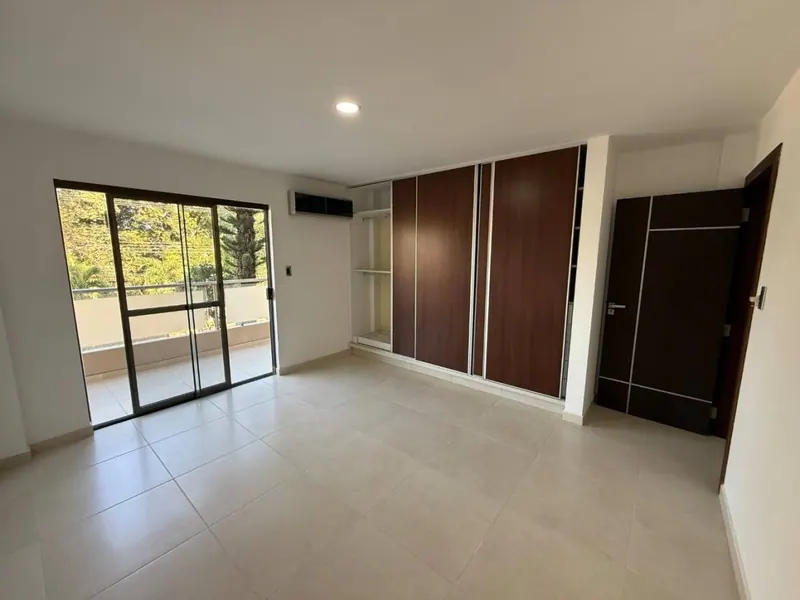 Departamento de 2 dormitorios en alquiler en el condominio Castilla: foto 19 de 34
