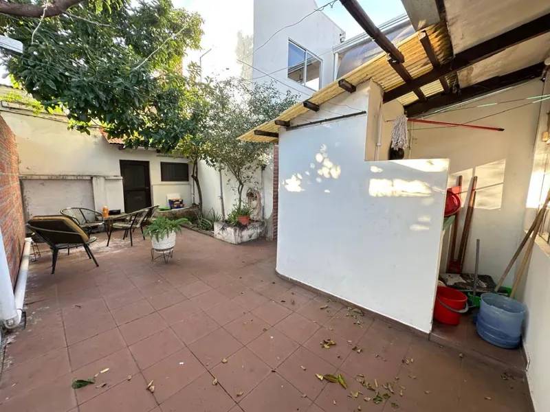 Casa de 2 plantas con 12 departamentos en venta en la Zona Este: foto 8 de 20