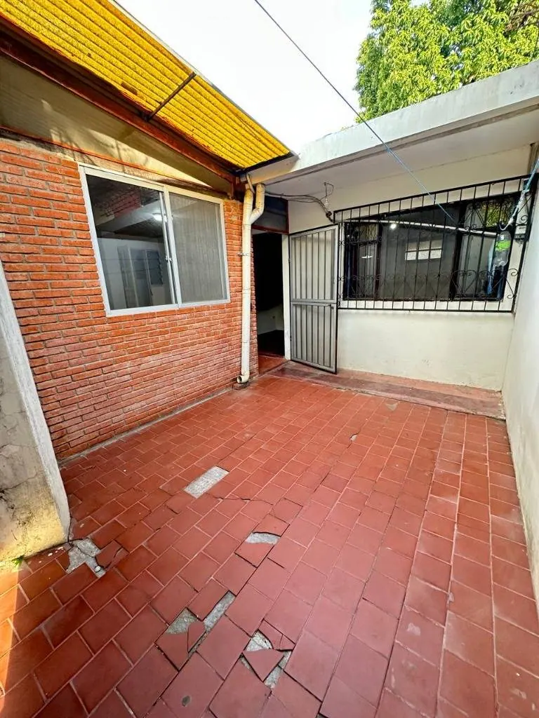 Casa de 2 plantas con 12 departamentos en venta en la Zona Este: foto 10 de 20