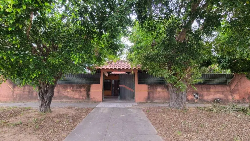 Casa en esquina en venta sobre la avenida Radial 12, Zona Sur: foto 4 de 16