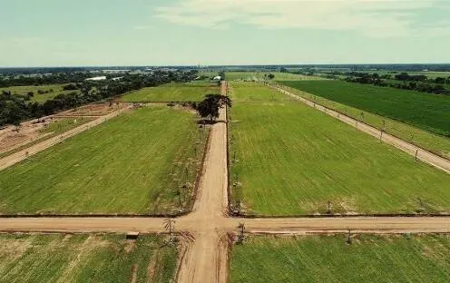 360 m² lot for sale in the Aurora 1 development, East Zone: foto 1 de 4